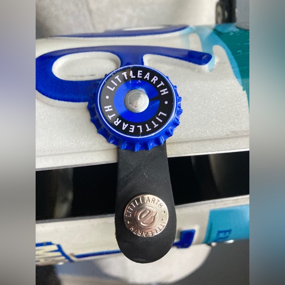 Little Earth XL Cyclone Minnesota License Plate Purse EUC - Picture 5 of 12